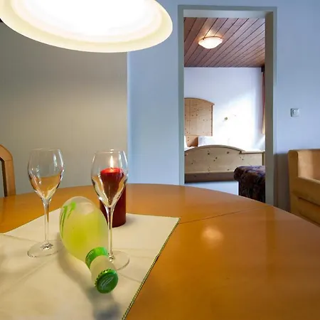 Cafe Ilius Aparthotel *