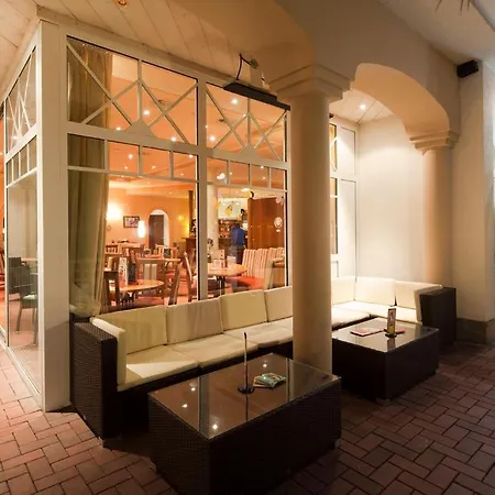 Cafe Ilius Aparthotel *